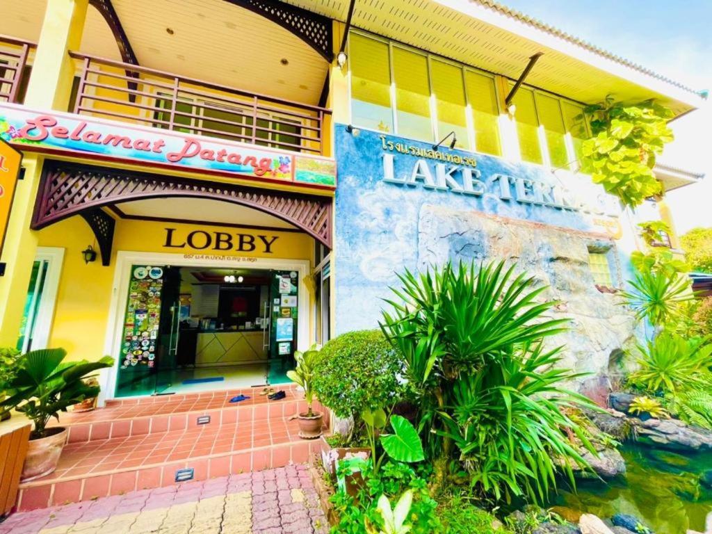 Lake Terrace Resort Langu Exterior photo